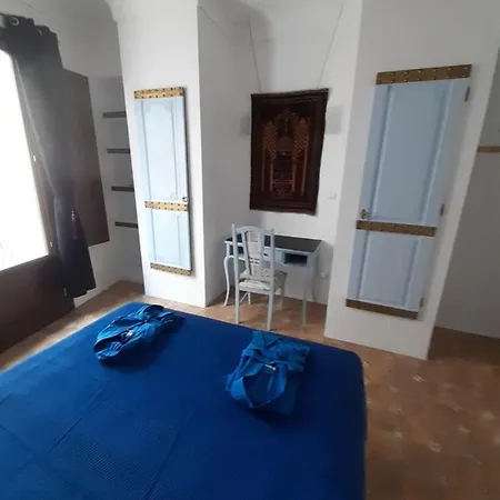 Ksar Azul 6 Pers A 2 Mn De La